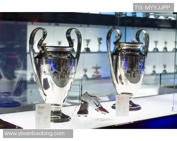 足球球星与二次元文化的奇妙融合：从球场到动漫世界的跨界迷恋